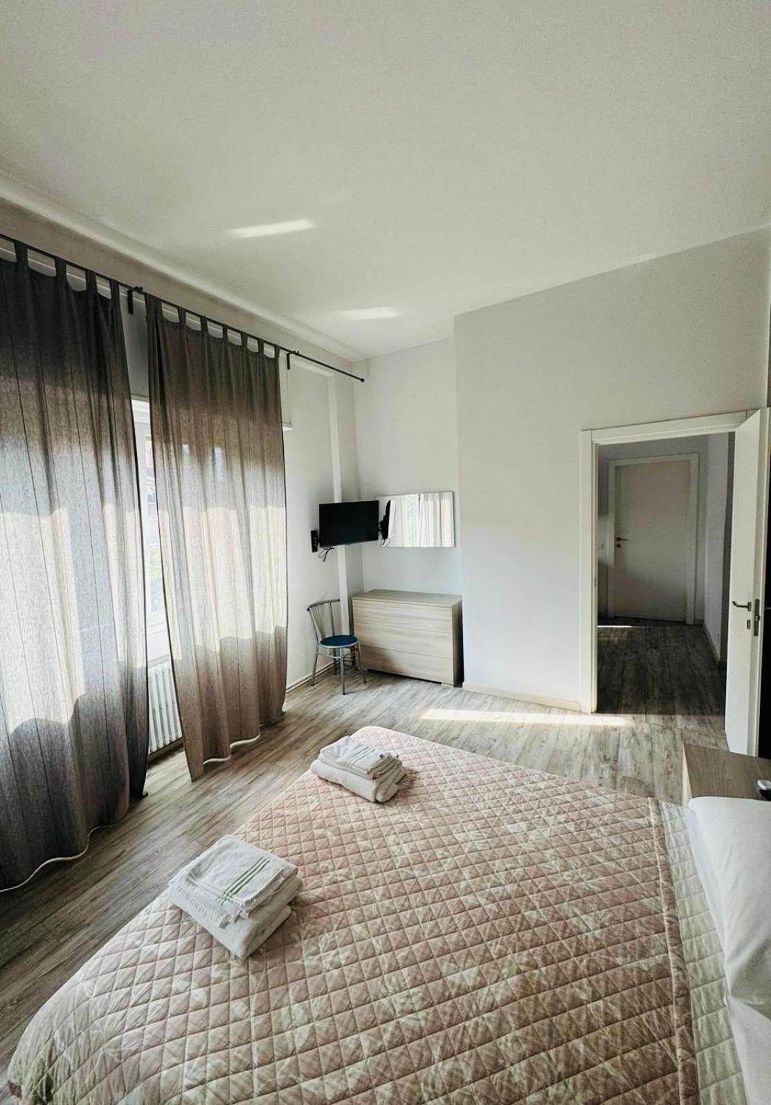 Hotel Ristorante Sbranetta روتسانو المظهر الخارجي الصورة