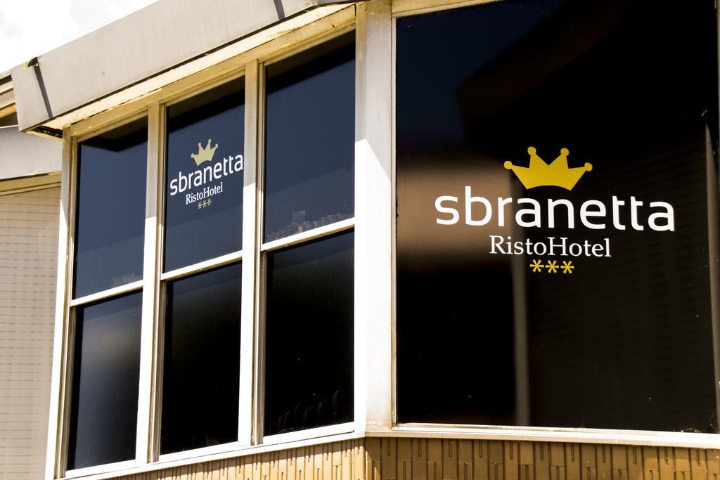 Hotel Ristorante Sbranetta روتسانو المظهر الخارجي الصورة