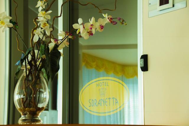 Hotel Ristorante Sbranetta روتسانو المظهر الخارجي الصورة